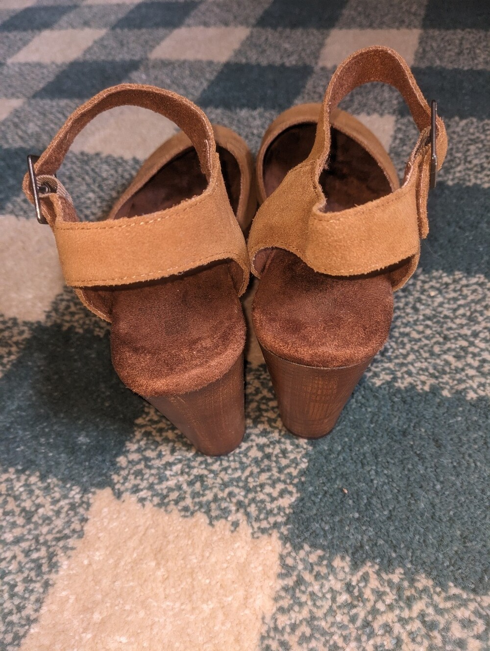 White Mountain Tan Suede Leather And Faux Wood Block Heel Size 8.5 - Picture 5 of 9